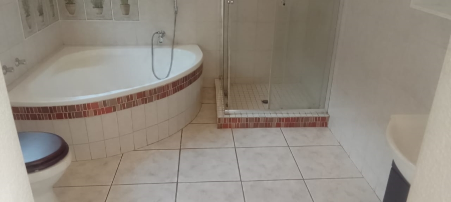 3 Bedroom Property for Sale in Safari Gardens North West